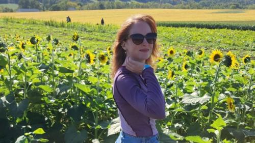 Gaby Talarico in the sunflowers